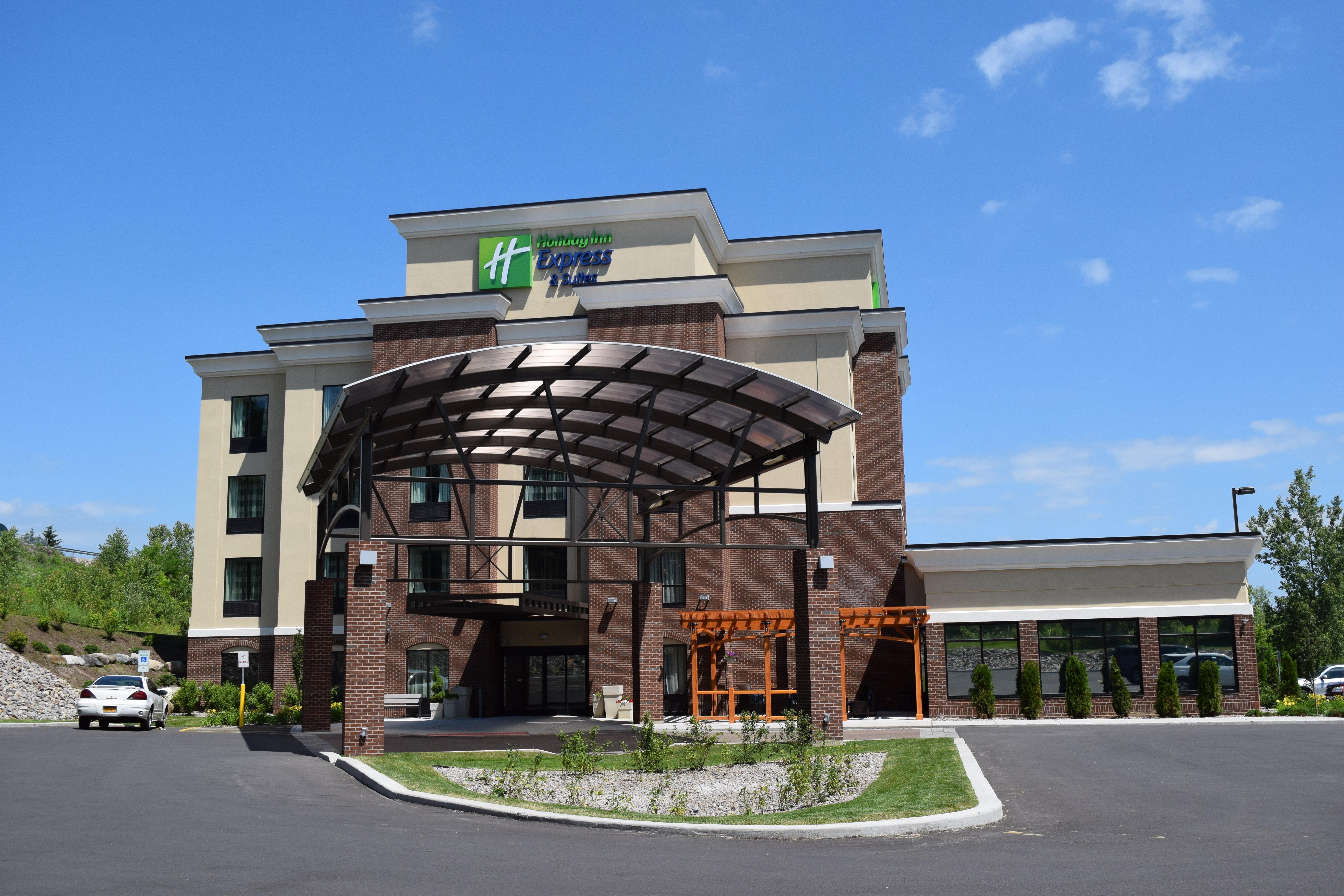 Holiday Inn Express & Suites Geneva Finger Lakes By Ihg Εξωτερικό φωτογραφία
