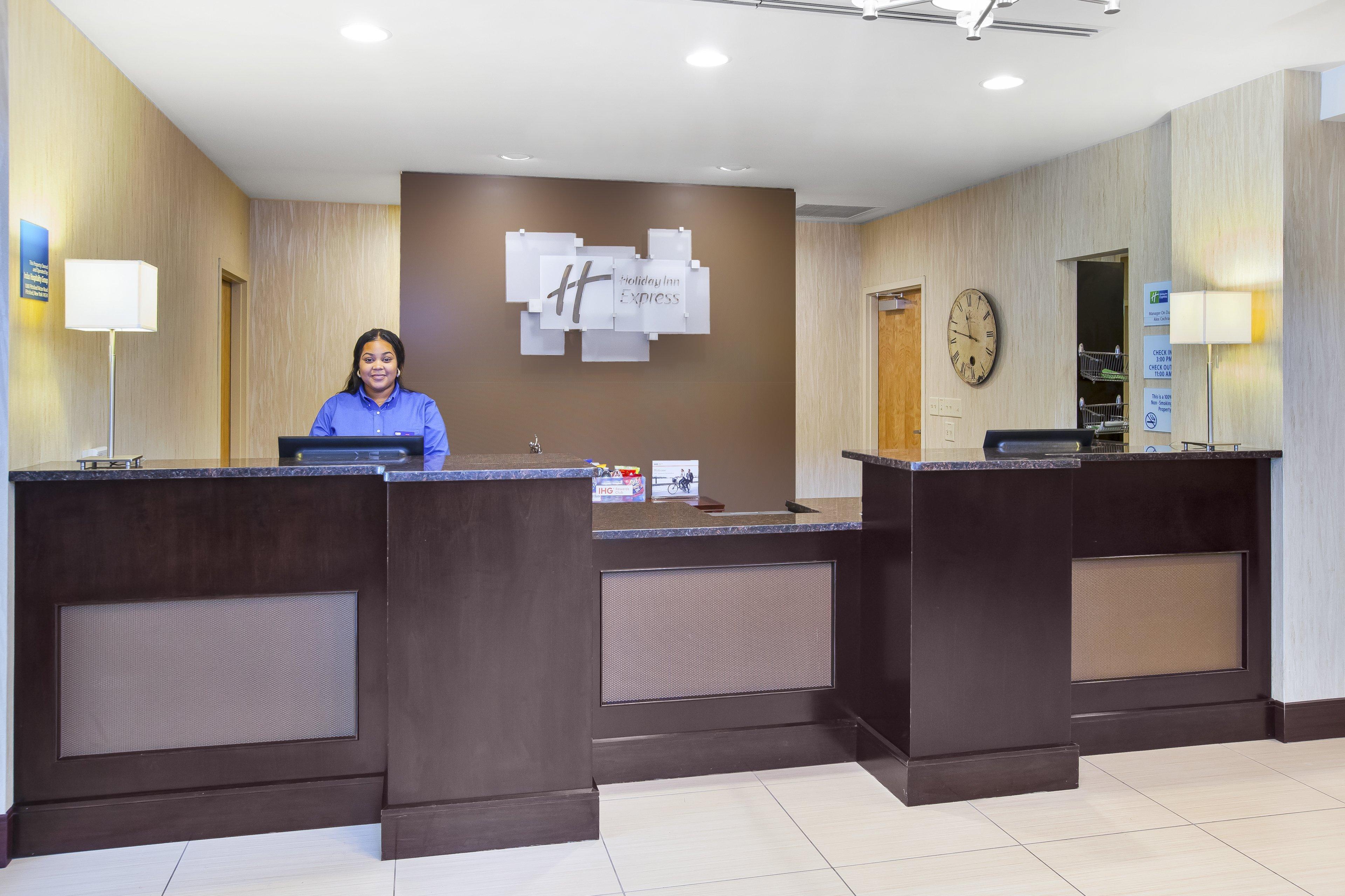 Holiday Inn Express & Suites Geneva Finger Lakes By Ihg Εξωτερικό φωτογραφία