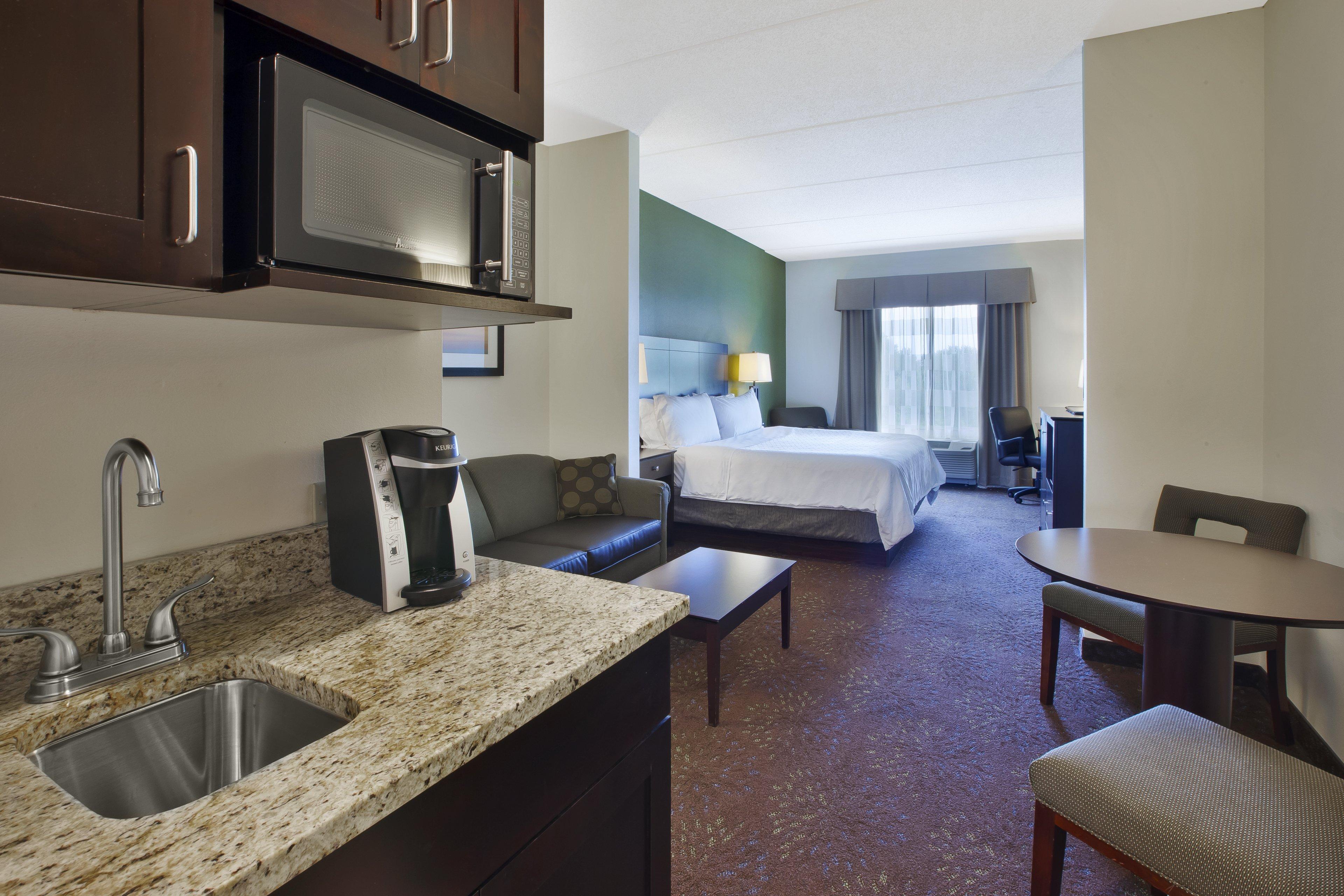 Holiday Inn Express & Suites Geneva Finger Lakes By Ihg Εξωτερικό φωτογραφία