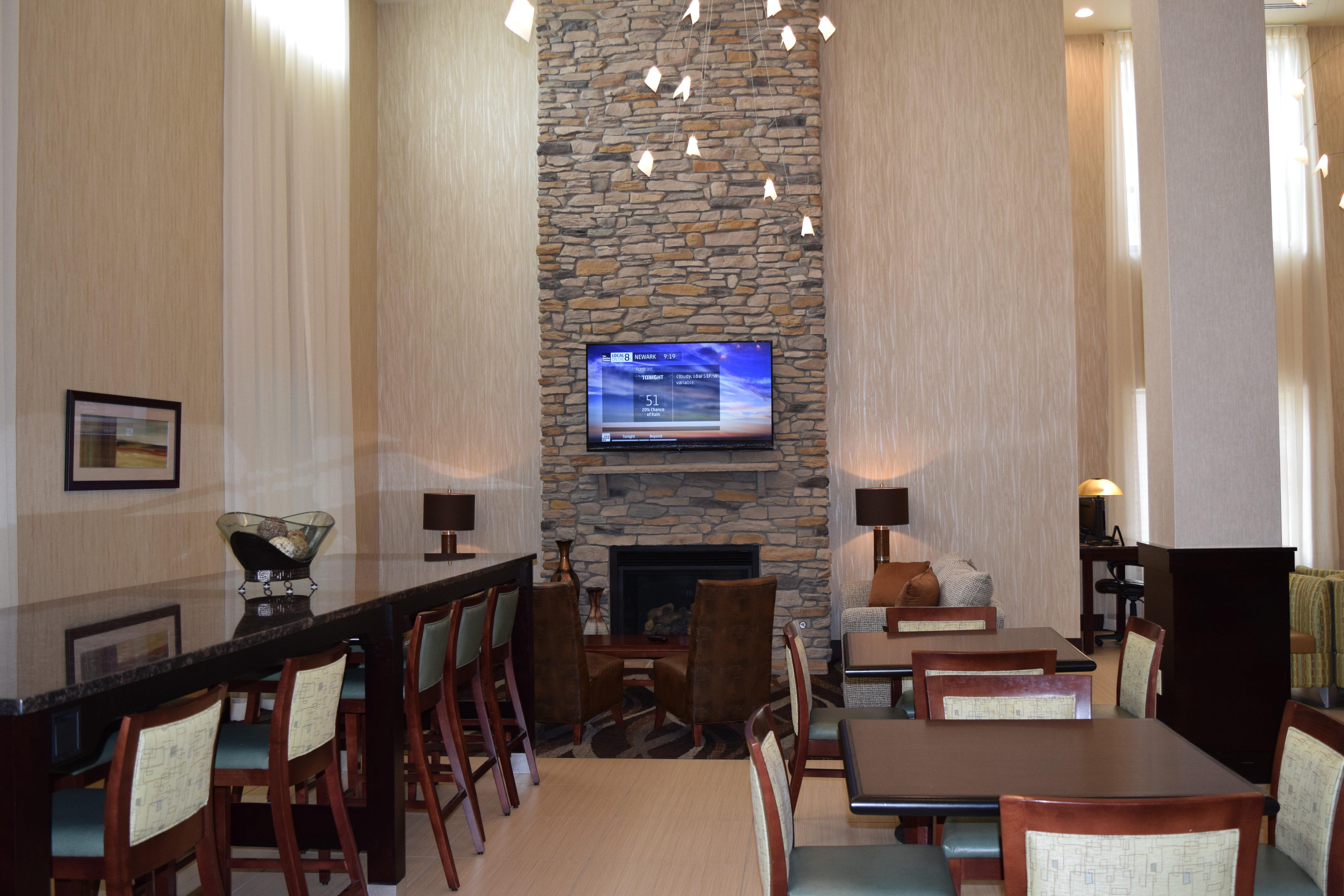 Holiday Inn Express & Suites Geneva Finger Lakes By Ihg Εξωτερικό φωτογραφία