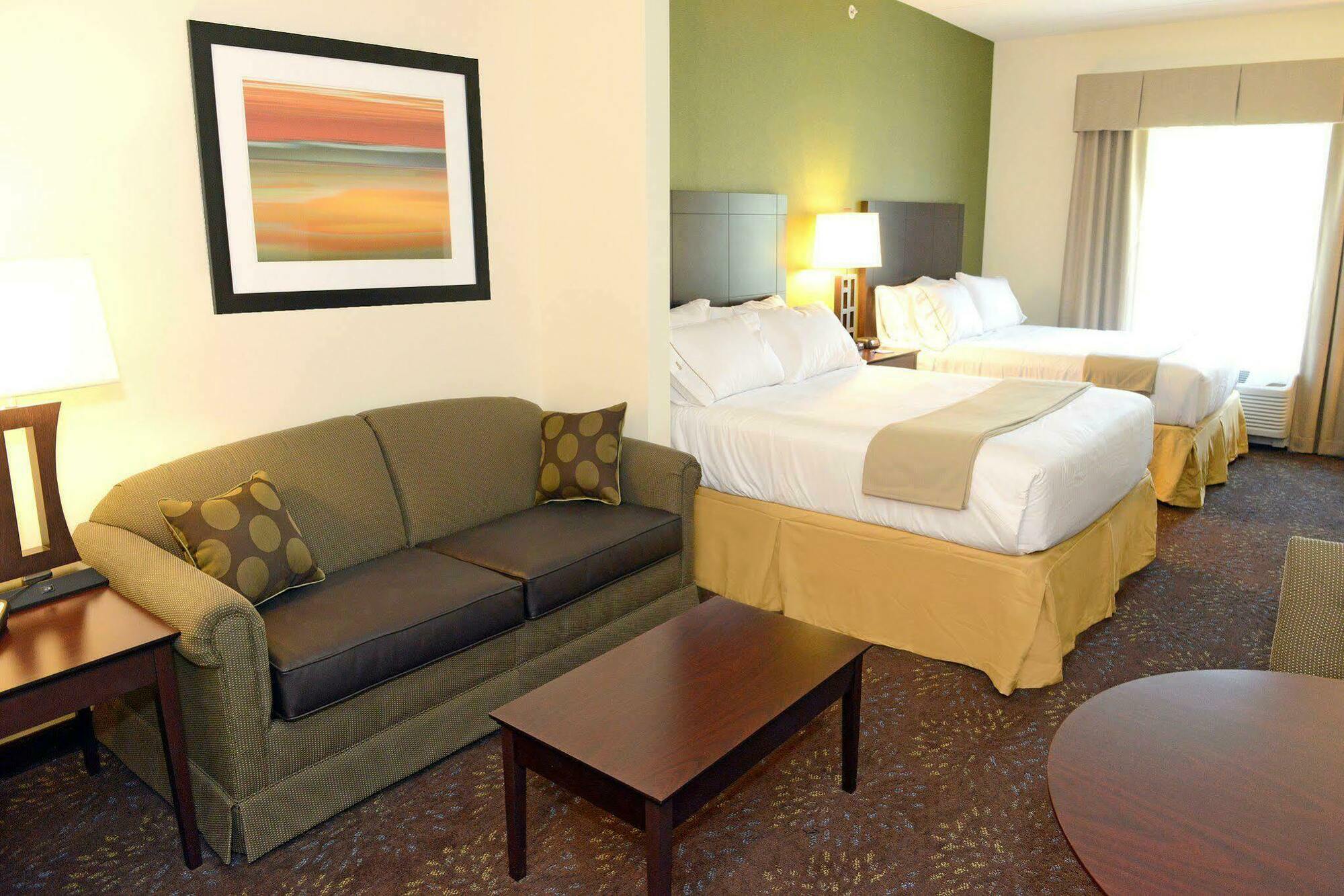 Holiday Inn Express & Suites Geneva Finger Lakes By Ihg Εξωτερικό φωτογραφία